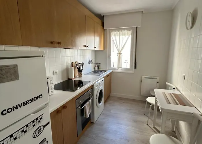 Paseo Al Soto 비야르카요